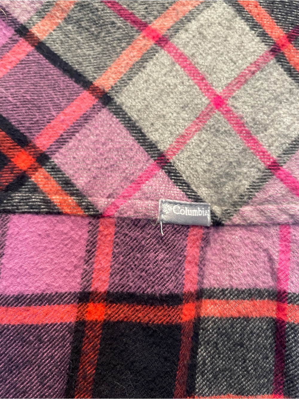 Columbia Pink Plaid Button-Up Shirt  Womens size L - Picture 4 of 5